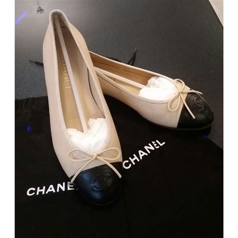 two-tone shoes chanel|chanel beige and black shoes.